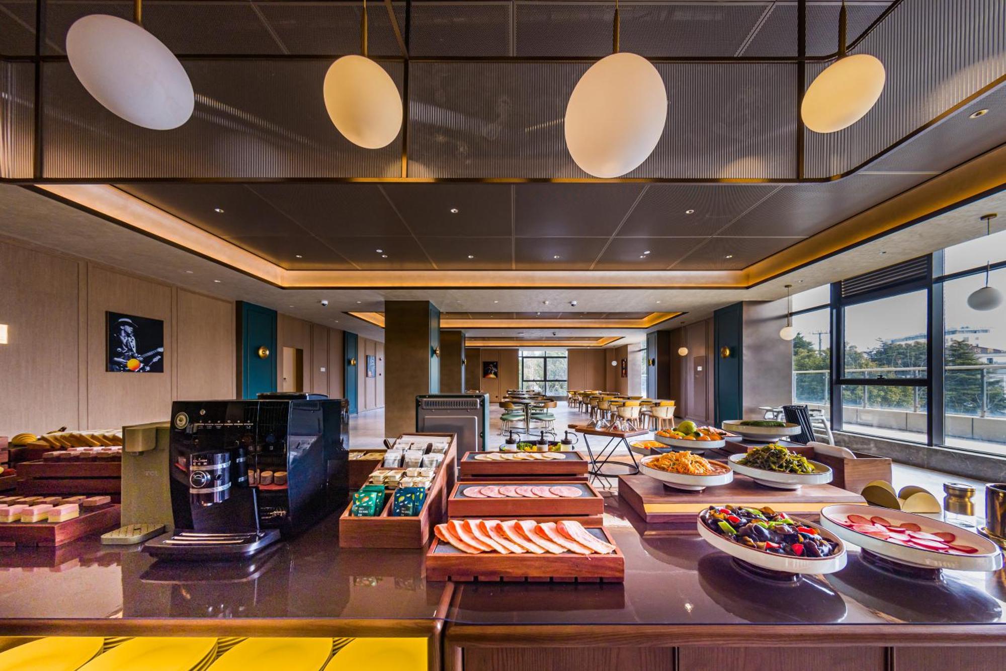 Hotel Lianhang Road Pujiang Town Citigo 4*